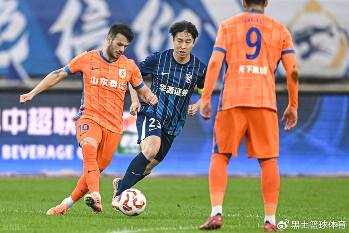 华体会华体会hth-官宣！泰山与瓦科完成续约，回归海口冬训，2026争冠底气更足了|泰山队|山东泰山|中超|克雷桑|泽卡_新浪体育_新浪新闻