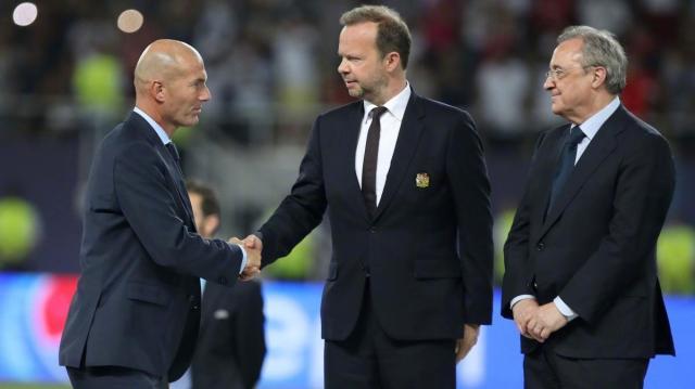 华体会登录-【观察】曼联炒了索帅，皇马却慌了？